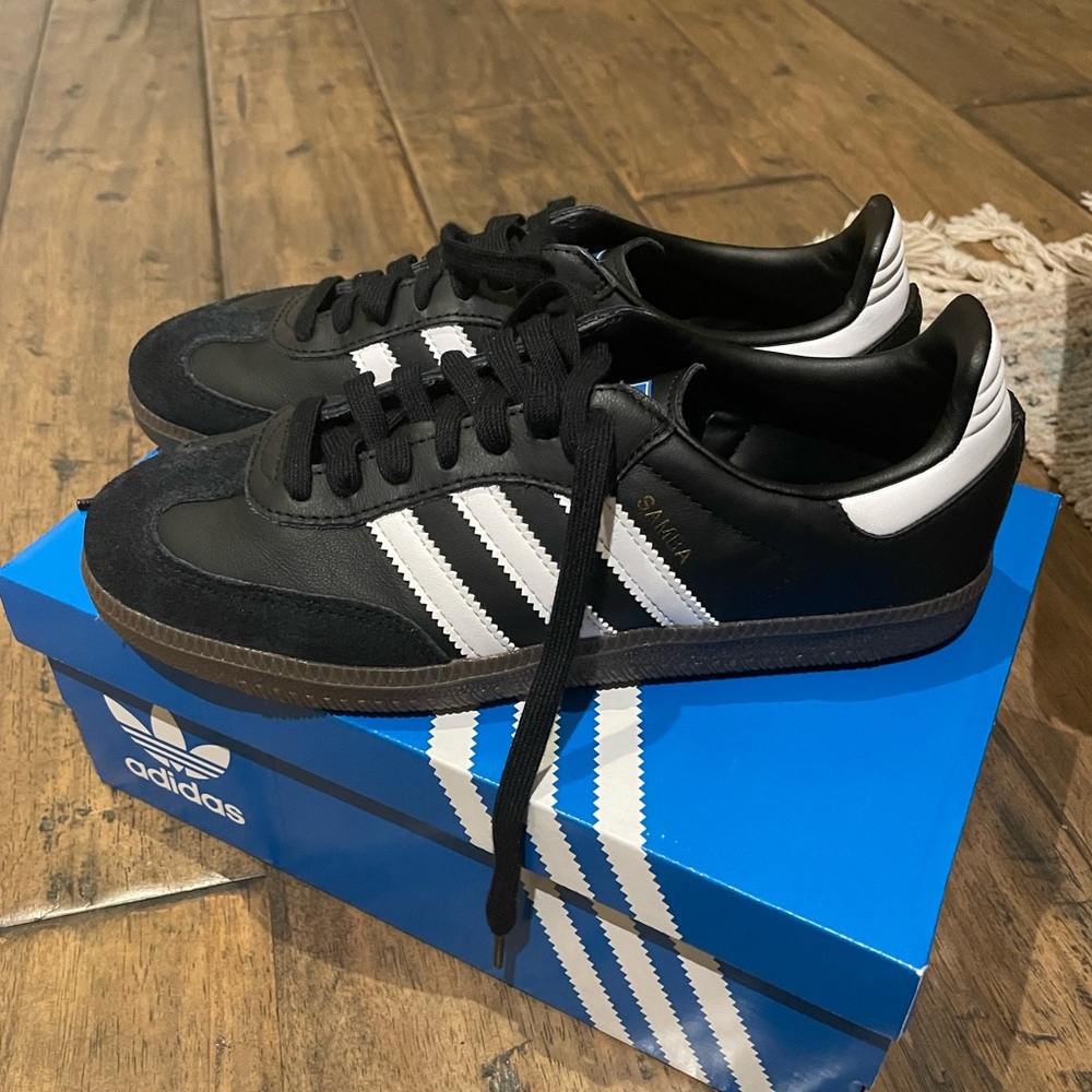 Adidas samba white black gum